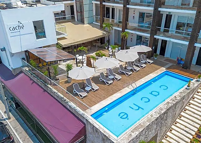 Cache Boutique - Adults Only 3*